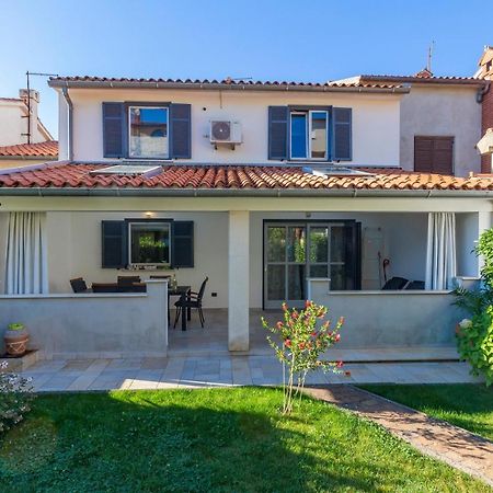 Holiday Home K&P Pula Exterior photo